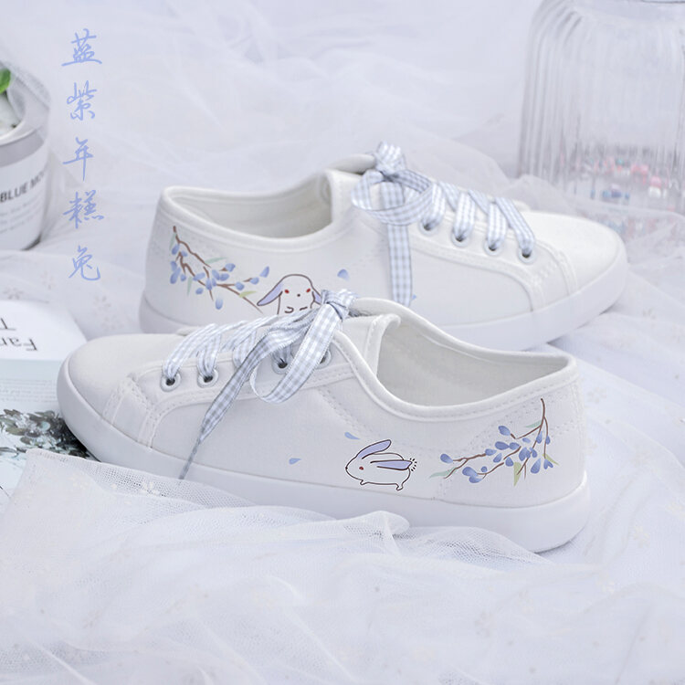 Summer 2021 Soft and Adorable Student Ancient Style White Shoes Low-Top Graffiti Canvas Shoes Women's Artistic Lace-up Flat Shoes